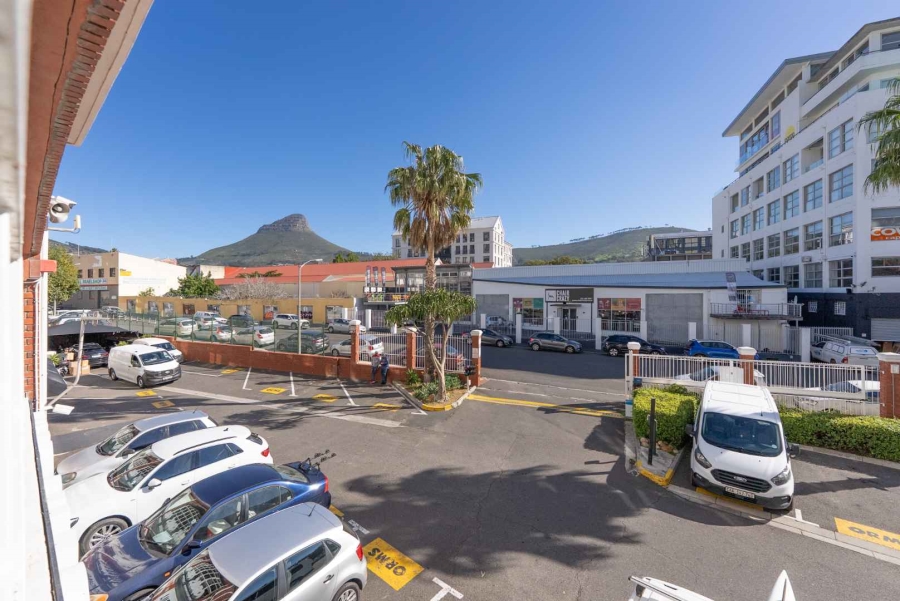 To Let Commercial Property for Rent in Gardens Western Cape